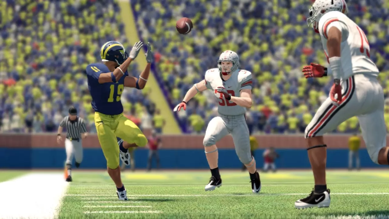 -NCAA Football 13-游戏截图-好玩游戏库