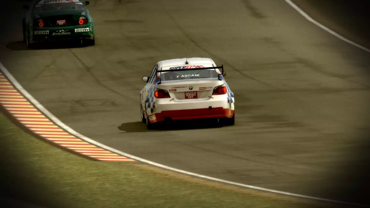 -Superstars V8 Racing-游戏截图-好玩游戏库